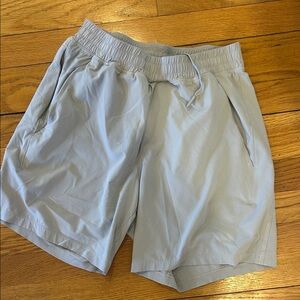 lululemon athletica Men's 7” pace Breaker unlined Shorts in Light Gray